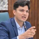 जिलाधिकारी ने गणतंत्र दिवस मनाए जाने को लेकर अधिकारियों को सौंपी जिम्मेदारी